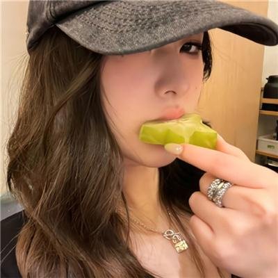 街头俏妞